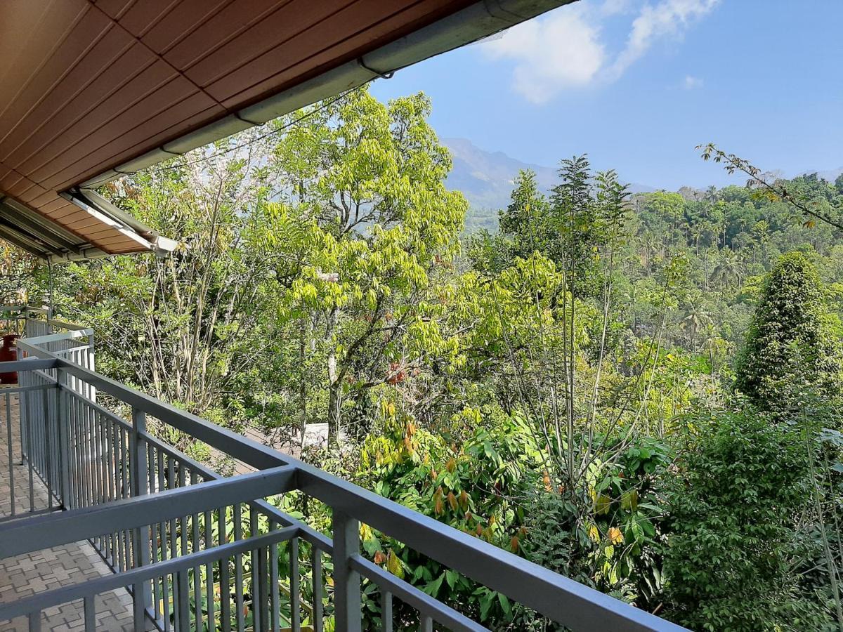 Munnar Minds Homestay Ngoại thất bức ảnh
